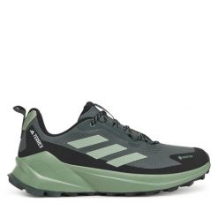 Trekkingi adidas. Brązowe buty trekkingowe Adidas, bez wzorów, z gore-texu, bez zapięcia. Za 419.99 zł.