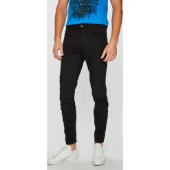 G-Star Raw - Jeansy Motac. Jeansy marki G-Star Raw. W wyprzedaży za 429.90 zł.