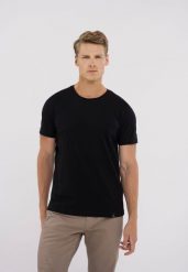 Bawełniana koszulka T-BASIC. Czarne t-shirty Volcano, l, bez wzorów, z bawełny, bez kołnierzyka, bez ramiączek. Za 59.99 zł.