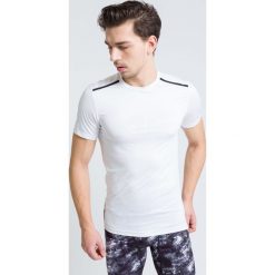 Koszulka treningowa męska TSMF208 - biały. Bielizna termoaktywna marki 4F. W wyprzedaży za 59.99 zł.