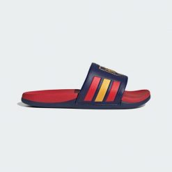 Klapki Adilette Comfort 2.0 Hiszpania. Czerwone klapki Adidas, z syntetyku. Za 219.00 zł.