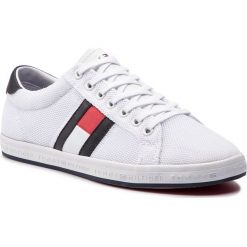 Sneakersy TOMMY HILFIGER - Essential Flag Detail Sneaker FM0FM02202 White 100. Buty sportowe casual marki Tommy Hilfiger. Za 299.00 zł.