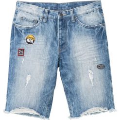 Bermudy dżinsowe Regular Fit bonprix niebieski "used". Jeansy marki Under Armour. Za 49.99 zł.