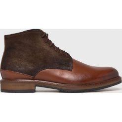Domeno - Buty. Brązowe botki sznurowane Domeno, bez wzorów, z materiału, z okrągłym noskiem, bez obcasa, bez zapięcia. W wyprzedaży za 319.90 zł.