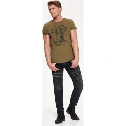 T-SHIRT KRÓTKI RĘKAW MĘSKI Z NADRUKIEM. T-shirty marki TOP SECRET. W wyprzedaży za 19.99 zł.