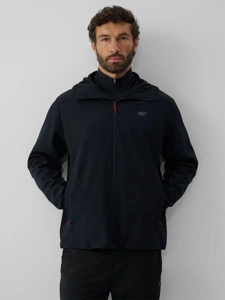 Kurtka softshell wiatroodporna męska 4F. Czarne kurtki 4F, m, bez wzorów, z elastanu, bez kaptura. Za 299.99 zł.