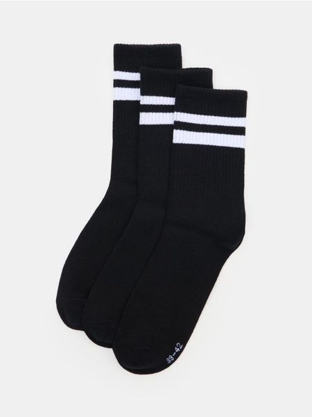 Długie skarpetki OEKO-TEX 3 pack - czarny. Czarne skarpety Sinsay, bez wzorów. Za 17.99 zł.