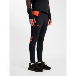 Spodnie dresowe Hummel Blaze Pro. Brązowe szorty Hummel, bez wzorów, z dresówki, sportowe. Za 217.00 zł.