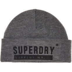 Czapka zimowa męska Superdry Surplus Silicone Beanie. Szare czapki zimowe Superdry, bez wzorów. Za 88.55 zł.