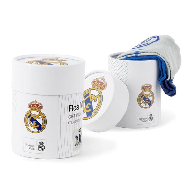 Skarpetki kibicowskie 3-pak zestaw prezentowy Real Madryt. Skarpety REAL MADRID, bez wzorów, z bawełny. Za 79.00 zł.