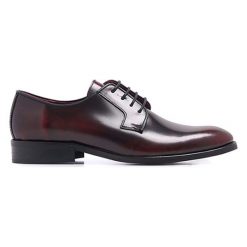 Skórzane półbuty w kolorze bordowym. Czerwone eleganckie półbuty marki Eva Lopez, Maria Barcelo, bez wzorów, ze skóry. W wyprzedaży za 329.95 zł.