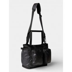 Torba Na Ramię The North Face Base Camp Voyager. Czarne torby na ramię The North Face, bez wzorów, na ramię, bez dodatków. Za 449.00 zł.