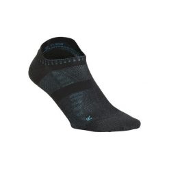 Skarpetki do chodzenia/nordic walking/chodu sportowego WS 900 Invisible czarne. Czarne skarpety NEWFEEL, bez wzorów, z elastanu. Za 24.99 zł.