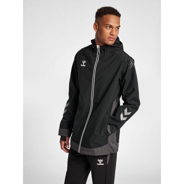 Kurtka Hummel hmlLEAD all weather. Czarne kurtki Hummel, m, bez wzorów, bez kaptura. W wyprzedaży za 236.50 zł.