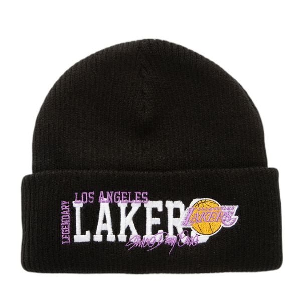 Czapka z dzianiny Mitchell & Ness Billboard Los Angeles Lakers. Czarne czapki zimowe Mitchell & Ness, bez wzorów, z dzianiny. Za 198.50 zł.