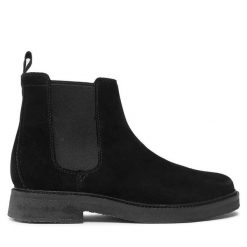 Sztyblety Clarks. Czarne botki sznurowane Clarks, bez wzorów, bez obcasa, bez zapięcia. Za 719.99 zł.