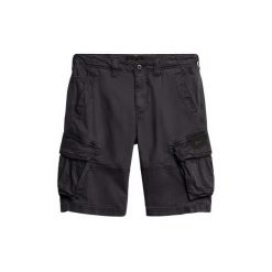 Spodenki cargo Superdry Core. Niebieskie szorty Superdry, m, bez wzorów. Za 303.30 zł.