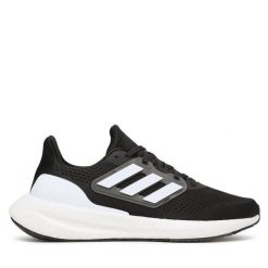 Buty do biegania adidas. Czarne buty do biegania Adidas, bez wzorów, bez zapięcia, do biegania. Za 399.99 zł.