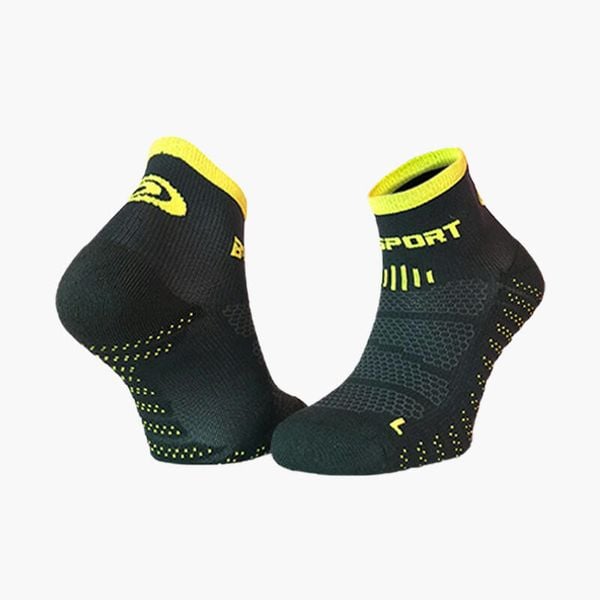 Skarpetki BV Sport scr one evo. Czarne skarpetki sportowe BV SPORT, bez wzorów. Za 115.99 zł.