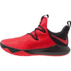 Nike Performance ZOOM SHIFT 2 Obuwie do koszykówki university red/black/bright crimson. Buty do koszykówki marki Nike Performance. Za 419.00 zł.