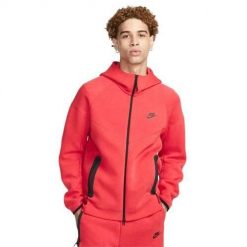 Bluza sportowa męska Nike Tech Fleece. Czerwone bluzy z kapturem Nike, m, bez wzorów, z kapturem. Za 591.00 zł.