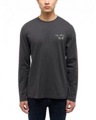 Męski longsleeve MUSTANG Asheville Pirate Black 1015673 4088. Czarne bluzki z długim rękawem Mustang, l, bez wzorów, bez kołnierzyka, bez ramiączek. Za 89.99 zł.