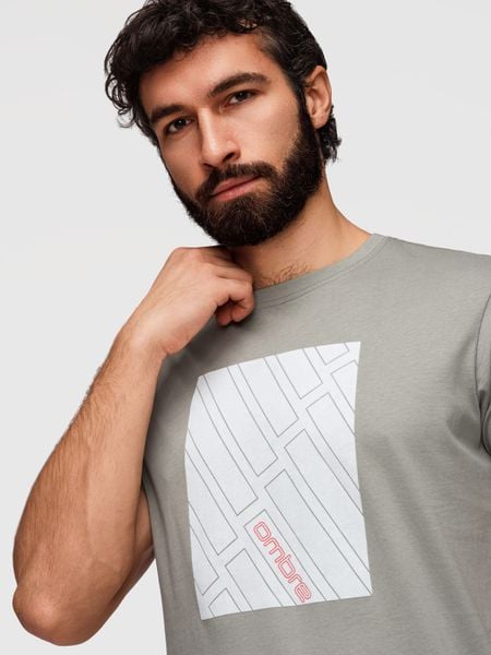 T-shirt męski bawełniany z geometrycznym nadrukiem - szary V3 - Rozmiar: XL. Szare t-shirty Ombre Clothing, m, z aplikacjami, z bawełny, bez kołnierzyka, bez ramiączek. Za 109.99 zł.