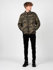 Pepe Jeans Kurtka "Jack Camo". Zielone kurtki Pepe Jeans, bez wzorów, z jeansu, bez kaptura. Za 329.00 zł.