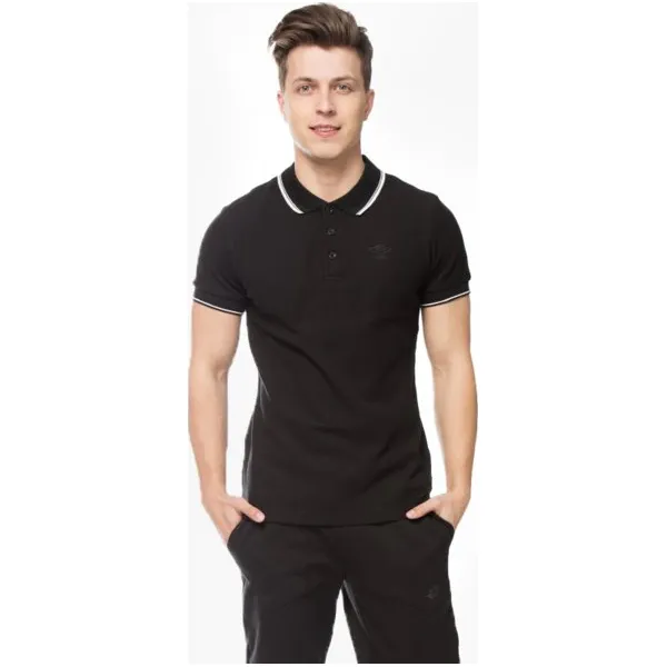 Umbro Polo Diego M , czarny, rozmiar XXL. Czarne koszulki polo sportowe Umbro, m, bez wzorów, z bawełny, bez kołnierzyka, bez ramiączek. W wyprzedaży za 79.99 zł.