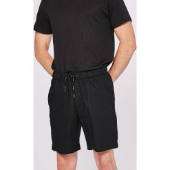 Calvin Klein Jeans - Szorty. Szorty marki Calvin Klein Jeans. W wyprzedaży za 179.90 zł.