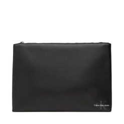 Saszetka Calvin Klein Jeans. Czarne saszetki i nerki Calvin Klein Jeans, bez wzorów, z jeansu. Za 189.99 zł.