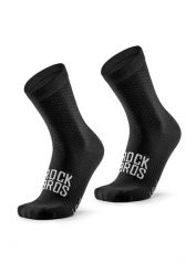 Skarpety rowerowe Rockbros. Czarne skarpetki sportowe ROCKBROS, bez wzorów, z elastanu. Za 51.60 zł.