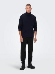 ONLY & SONS Golf "Phil" w kolorze granatowym rozmiar: XL. Niebieskie golfy Only & Sons, xl, bez wzorów, ze splotem, bez ramiączek. Za 84.01 zł.