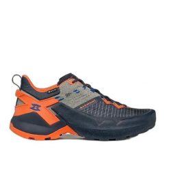 Buty trekkingowe Garmont 9.81 Onyx GTX. Niebieskie buty turystyczne Garmont, bez wzorów, z gore-texu, bez zapięcia, do biegania, gore-tex. Za 812.50 zł.