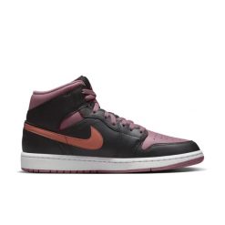 Nike Air Jordan 1 Mid SE Sneakersy męskie. Czarne buty sportowe casual Nike, bez wzorów, z materiału, bez zapięcia, nike air jordan. Za 469.99 zł.