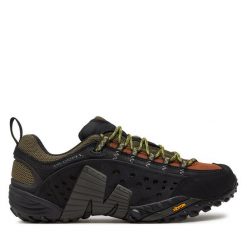 Trekkingi Merrell. Czarne buty trekkingowe Merrell, bez wzorów, bez zapięcia. Za 699.99 zł.