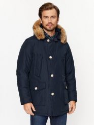 Woolrich Kurtka puchowa Arctic CFWOOU0482MRUT0001 Granatowy Regular Fit. Niebieskie kurtki Woolrich, l, bez wzorów, z bawełny, bez kaptura. Za 2,249.00 zł.