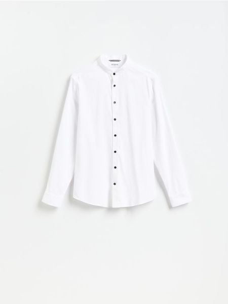 Koszula super slim fit - biały. Białe koszule Reserved, l, bez wzorów, z bawełny, bez kołnierzyka, bez ramiączek. Za 129.99 zł.