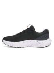 Under Armour Buty "Charged Surge 4" w kolorze czarnym do biegania rozmiar: 46. Czarne buty do biegania Under Armour, bez wzorów, z materiału, do biegania. Za 165.45 zł.