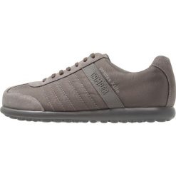 Camper PELOTAS XL Sneakersy niskie light grey. Buty sportowe casual marki Camper. Za 479.00 zł.