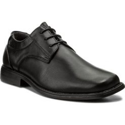 Półbuty VAPIANO BYL1002A-2. Czarne eleganckie półbuty Vapiano, bez wzorów, ze skóry ekologicznej, bez obcasa, bez zapięcia. W wyprzedaży za 44.99 zł.