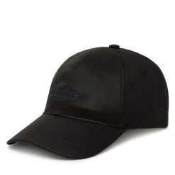 Czapka z daszkiem Calvin Klein. Czarne czapki z daszkiem CALVIN KLEIN, bez wzorów. Za 179.99 zł.