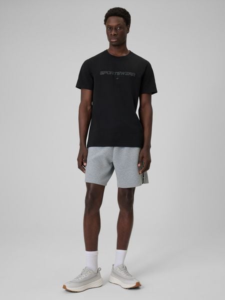 4F Spodenki dresowe męskie - szare L. Szare krótkie spodenki sportowe 4F, l, bez wzorów, z dresówki. Za 129.99 zł.