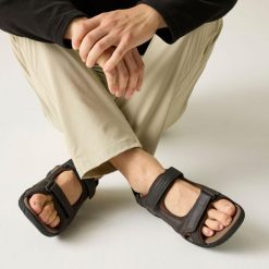 Haris Męskie lekkie sandały turystyczne. Brązowe sandały Regatta, bez zapięcia. Za 159.99 zł.