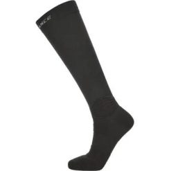 Endurance Ruteng V2 Skarpety Kompresyjne Długie 1-Pack. Czarne skarpety Endurance, bez wzorów, z elastanu. Za 122.50 zł.