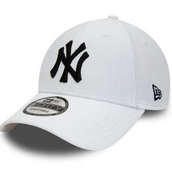 Czapka New Era Diamond Era 9Forty New York Yankees, Dla obu płci. Białe czapki zimowe New Era, bez wzorów, z bawełny. Za 129.99 zł.