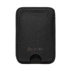 Nerka Calvin Klein. Czarne saszetki i nerki CALVIN KLEIN, bez wzorów. Za 209.99 zł.