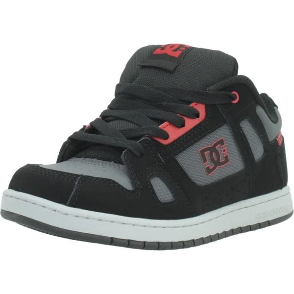Buty DC STAG YTH Czarny. Czarne buty turystyczne DC Shoes, bez wzorów, ze skóry, bez zapięcia, na fitness i siłownię. Za 227.99 zł.