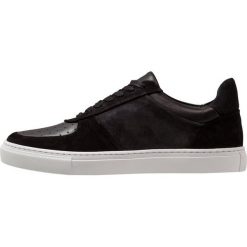 Filippa K ROBERT Sneakersy niskie black. Buty sportowe casual marki Filippa K. Za 969.00 zł.