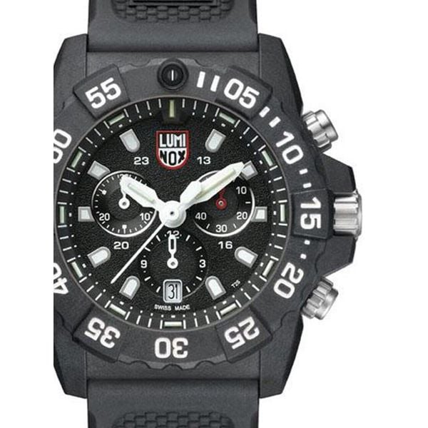 Zegarek męski Luminox XS.3581, Quartz, 45mm, 20ATM. Czarne zegarki Luminox, plastikowe. Za 2,558.15 zł.